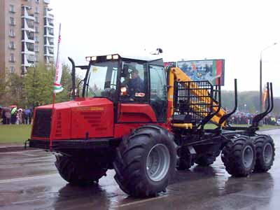 Минский тракторный завод 1024х768. 94 кбайта.