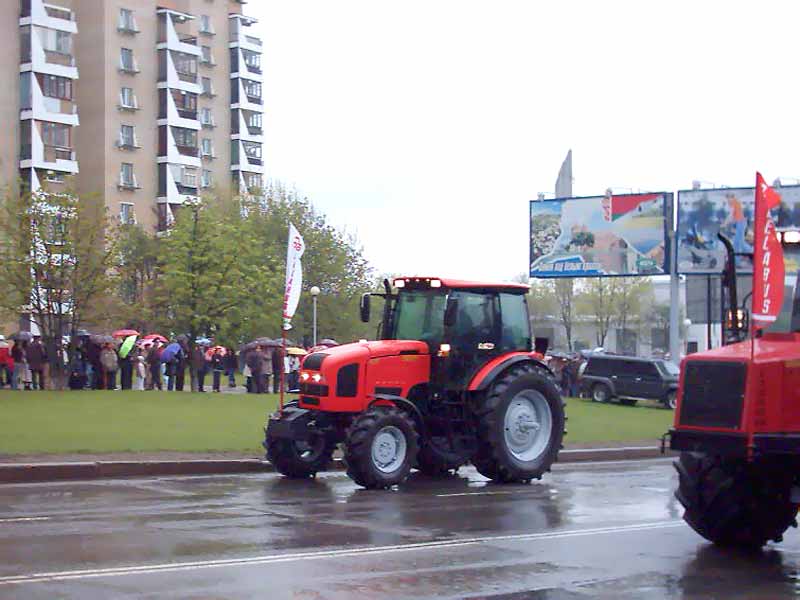 Пропашной трактор МТЗ-1525. Фермерский трактор.   фото. картинка