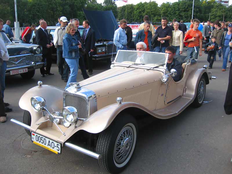   .   30-   - SS Jaguar 100. . . 