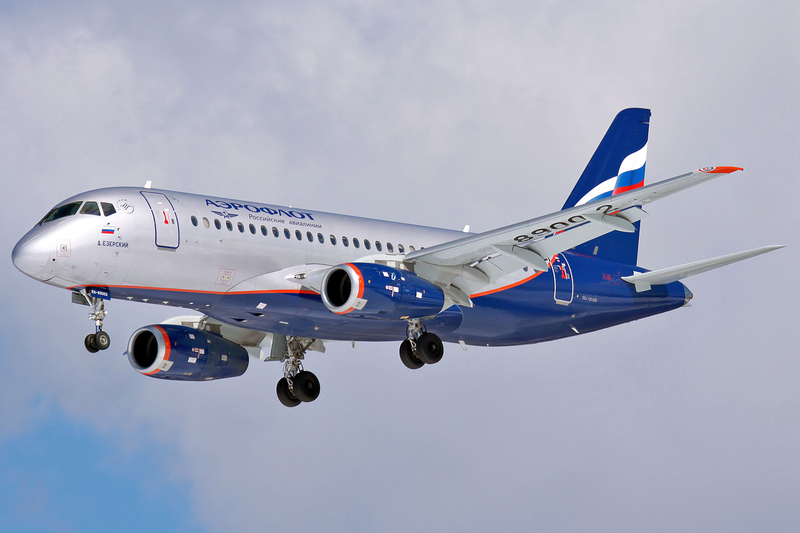 SSJ-100     