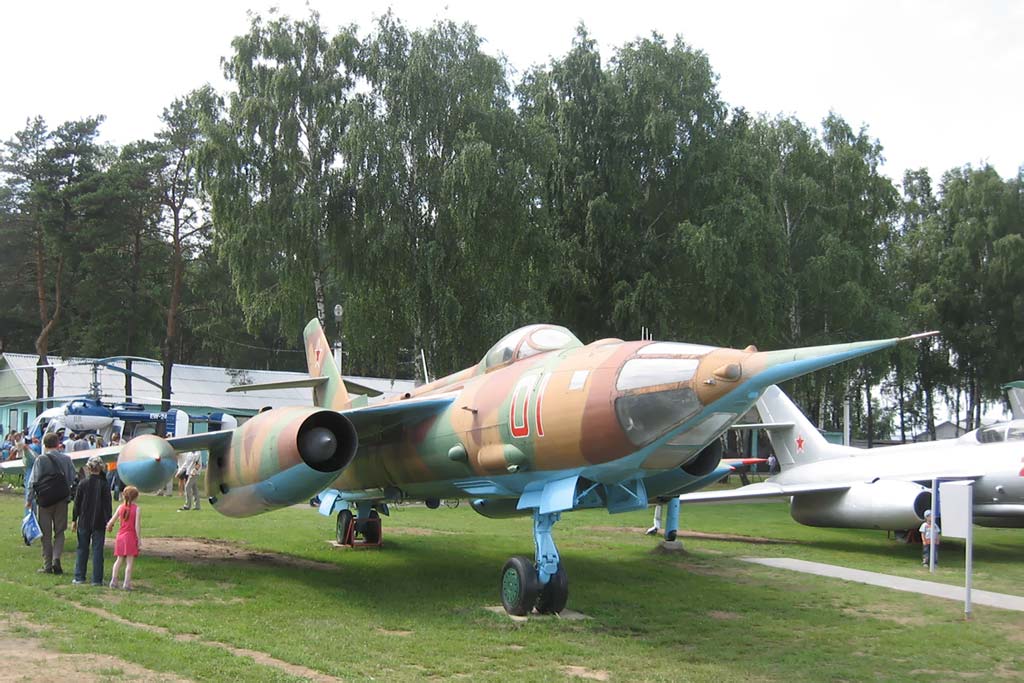 Самолет ЯК-28. Фото. Фотография. Картинка   